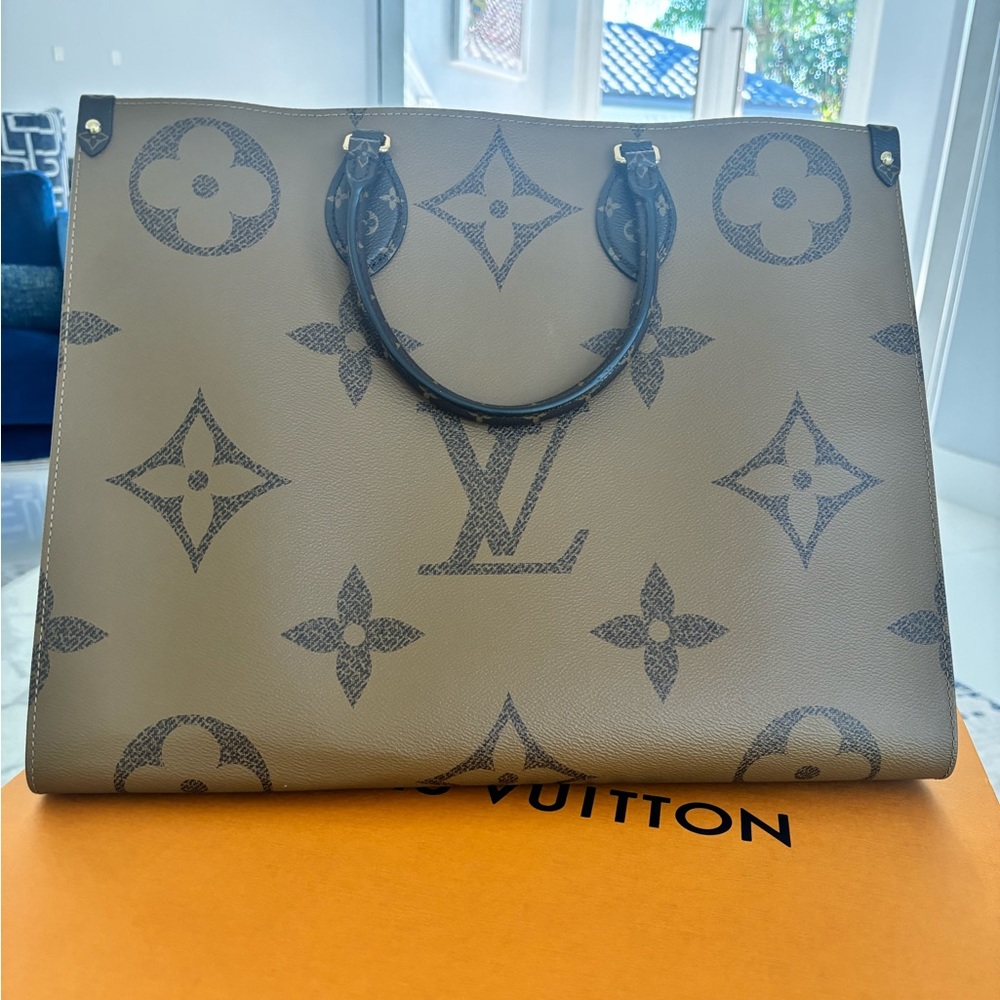 Louis Vuitton On the Go GM
